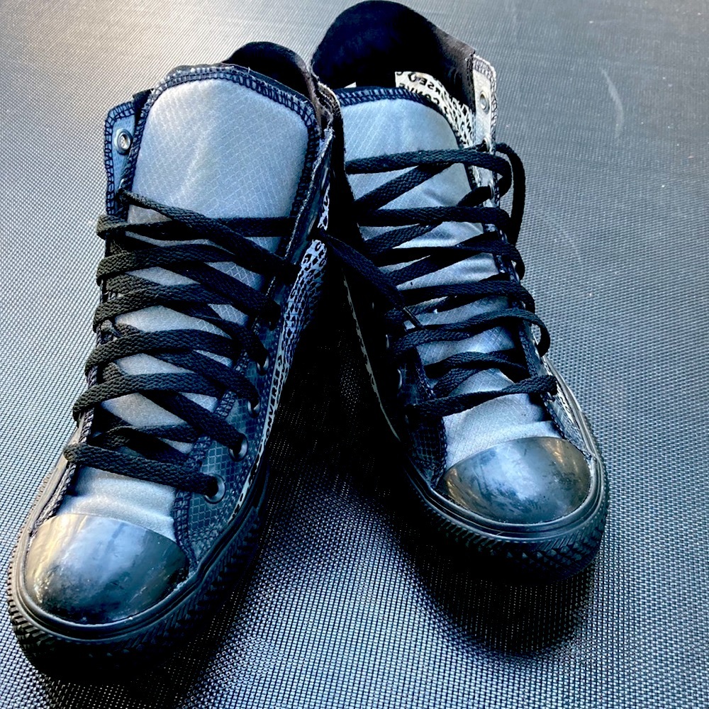 Converse - Picture 3 of 5